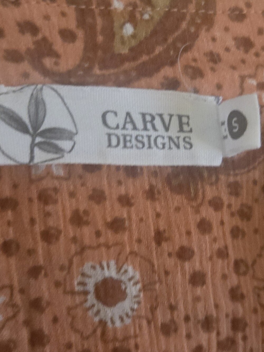Carve Designs Dylan Gauze Paisley Floral Top - Picture 3 of 4